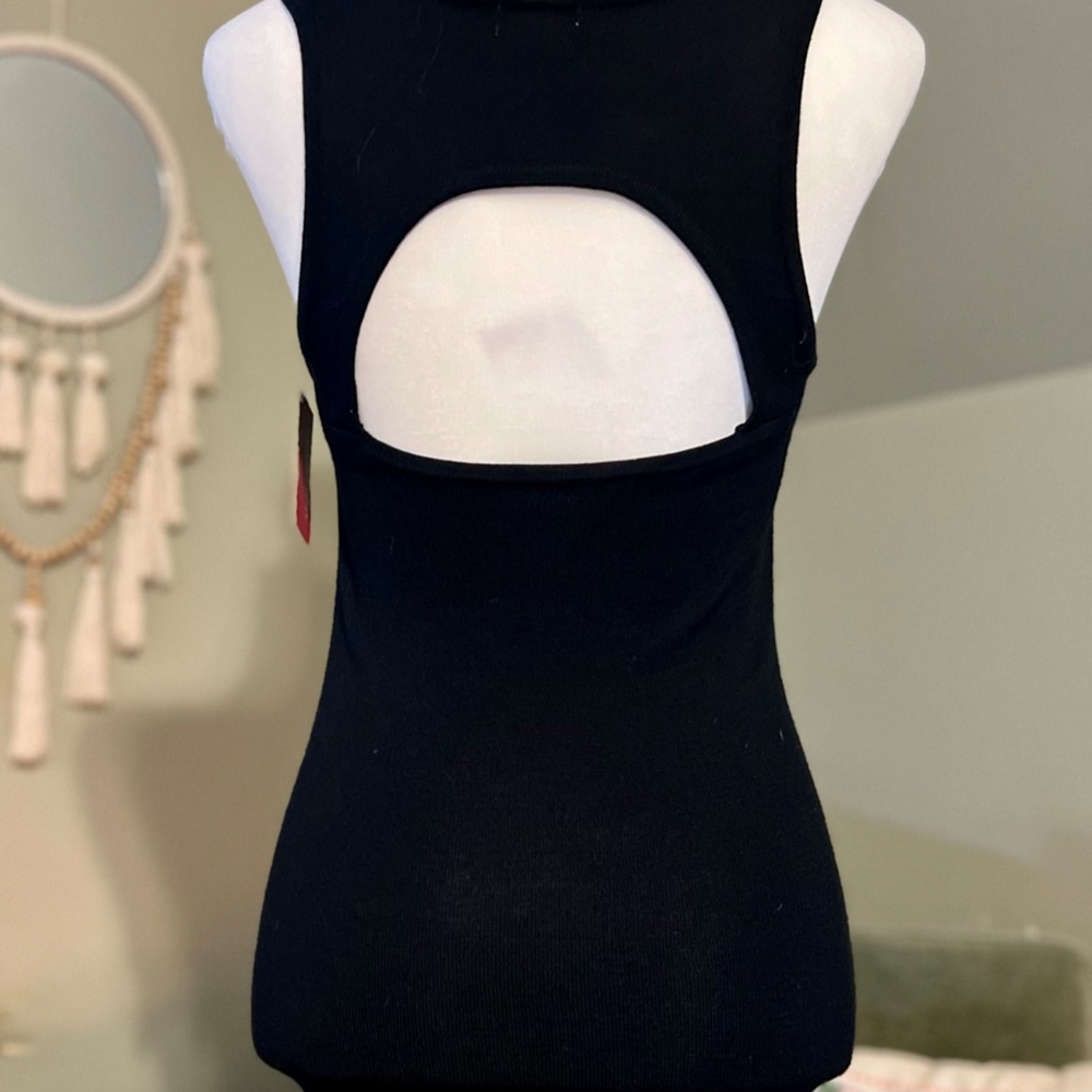 ❌ SOLD ❌ BODY-CON CUTOUT DRESS